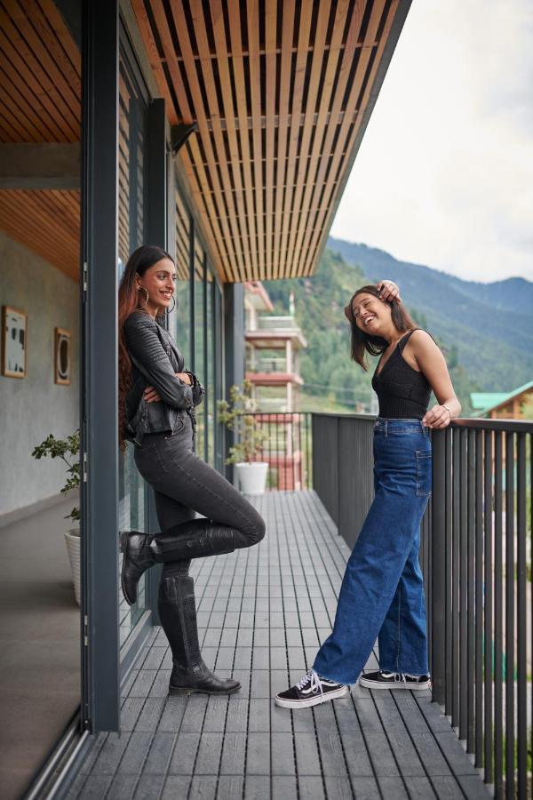 Warehouse X Poshtel Hotel Manali  Bagian luar foto