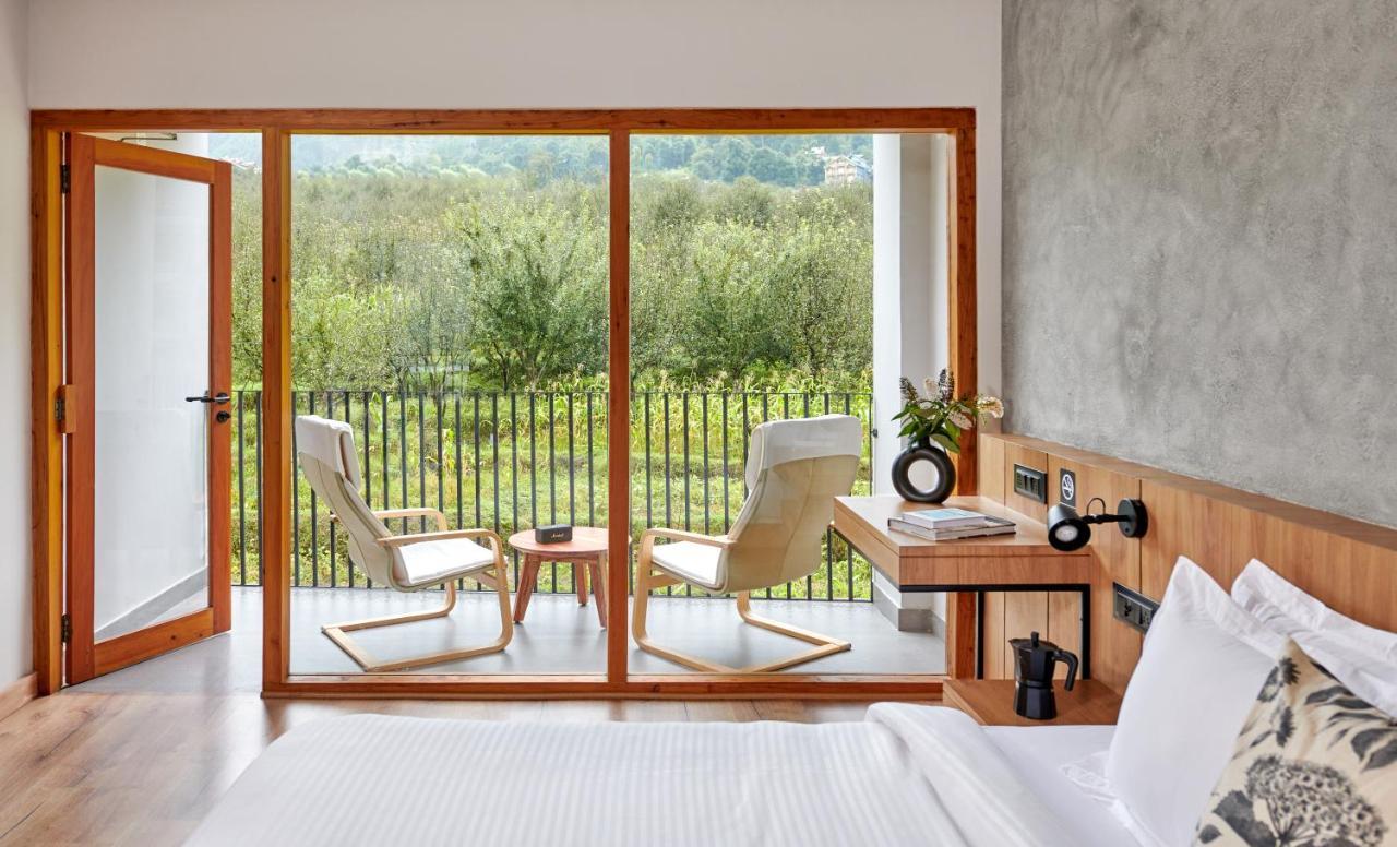 Warehouse X Poshtel Hotel Manali  Bagian luar foto