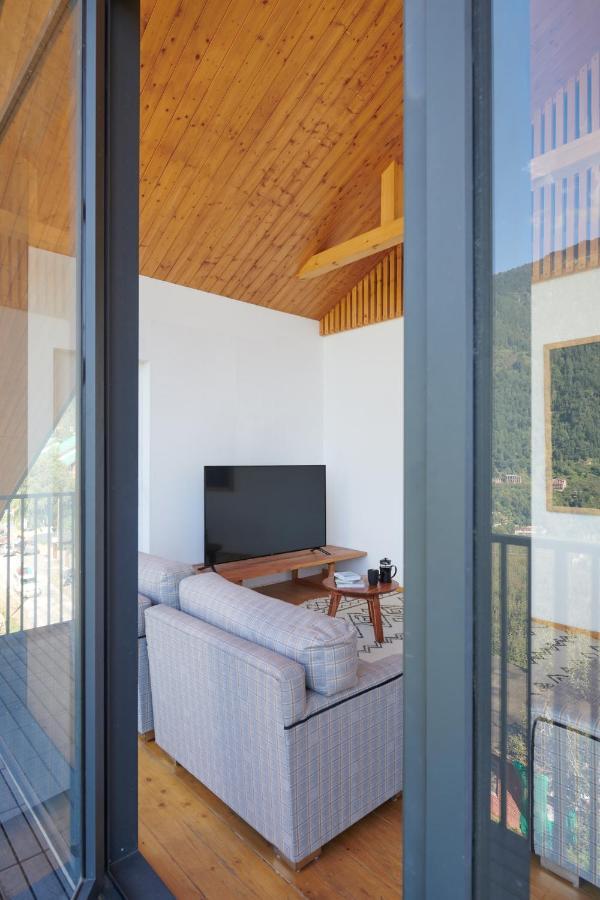 Warehouse X Poshtel Hotel Manali  Bagian luar foto