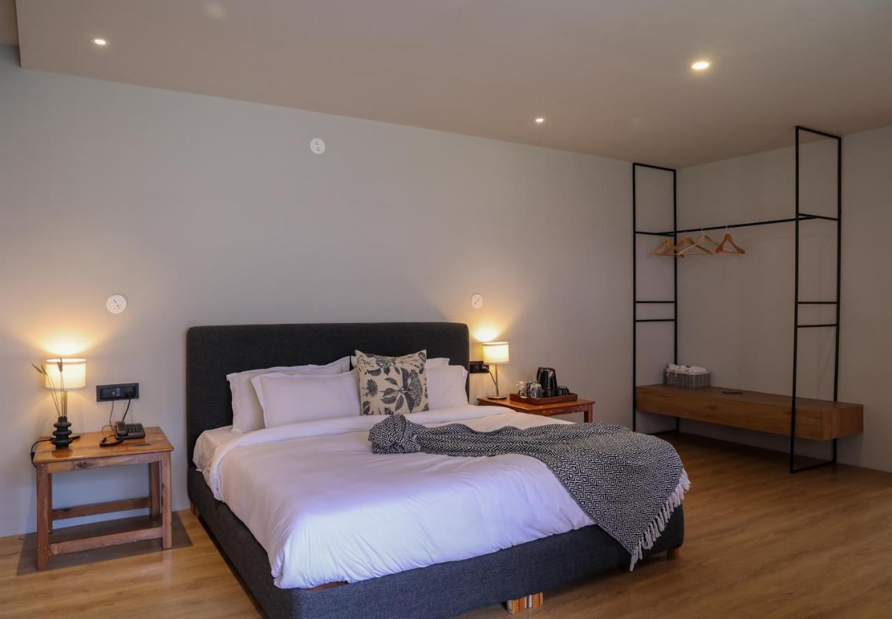 Warehouse X Poshtel Hotel Manali  Bagian luar foto