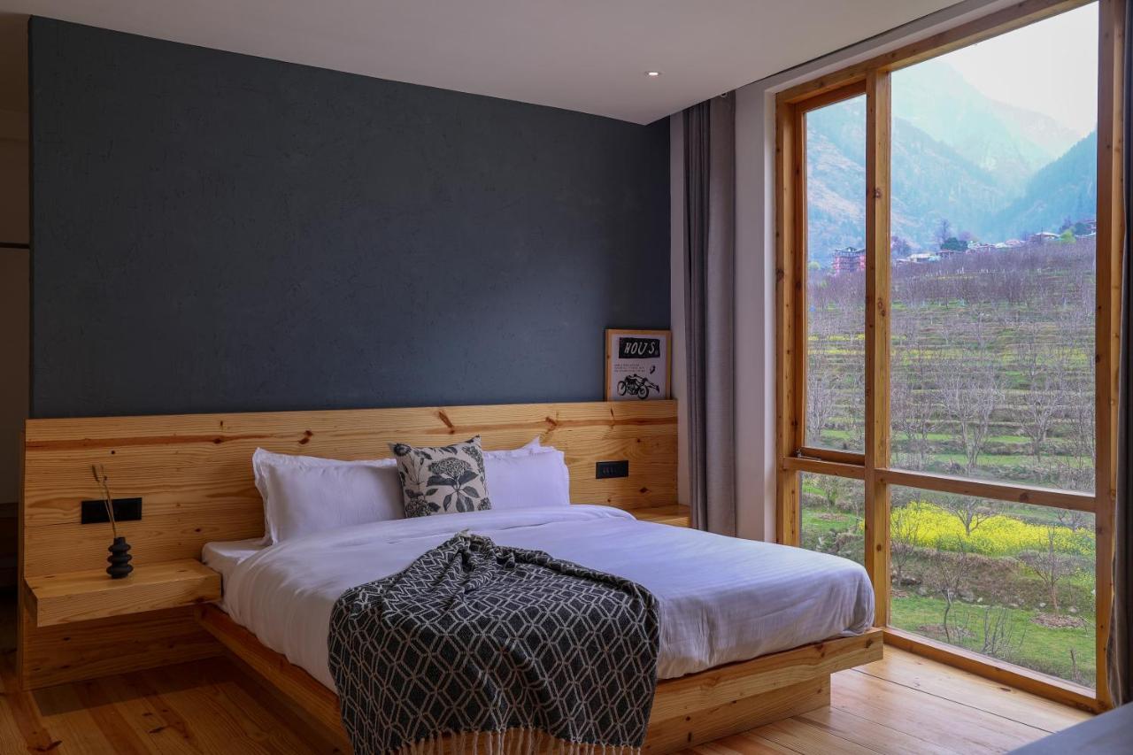 Warehouse X Poshtel Hotel Manali  Bagian luar foto